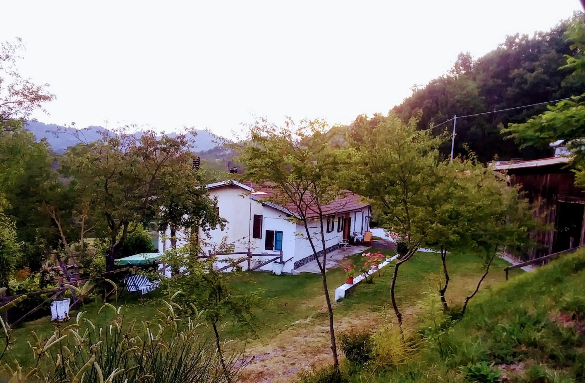 B&B La Casa Del Daino Millesimo Buitenkant foto